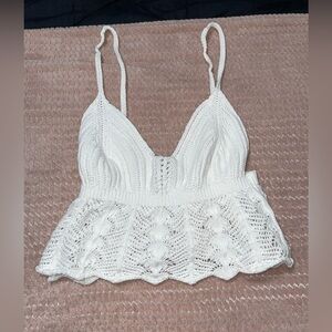 Crochet crop top Size: S Color: White